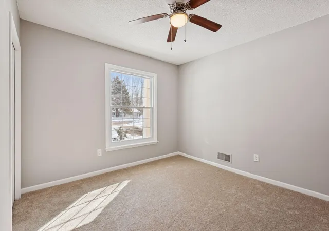 5th image of 5570 & 5580 Shorewood Ln, Excelsior, MN 55331 | MLS# 7079447
