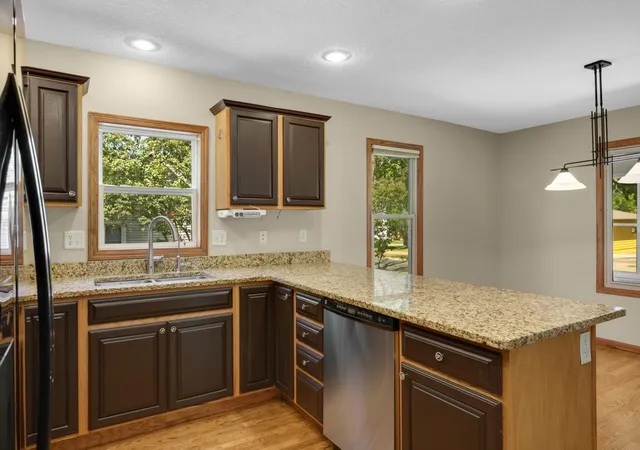 Photo 3 of Single family home for sale at 832 Bailey St, Hastings, MN 55033 | MLS# 7079466 | Listing updated on 2026-09-14