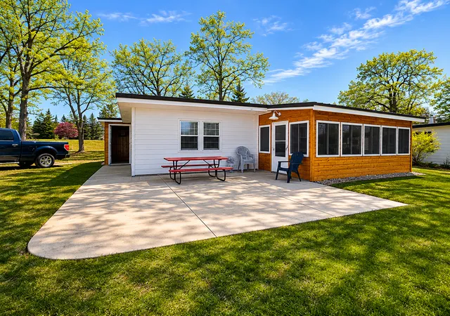 1st image of 33133 Otter Tail River Rd, Ottertail, MN 56571 | MLS# 7079467