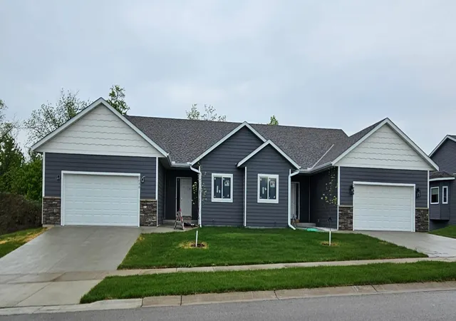 Homes for sale in Faribault, MN | 2040 13th St Nw, Faribault, MN 55021 | MLS# 7079538