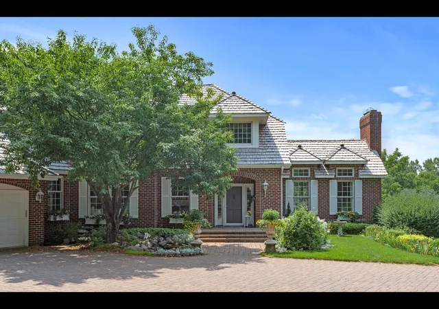 Photo 3 of Sale Pending at 7180 Kenmare Dr, Minneapolis, MN 55438 | MLS# 7079653 | Listing updated on 2026-08-12
