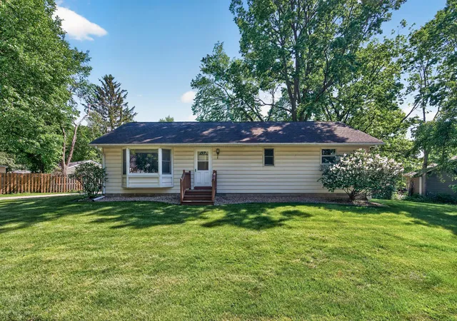 1st image of 411 Young St N, Prescott, WI 54021 | MLS# 7079670