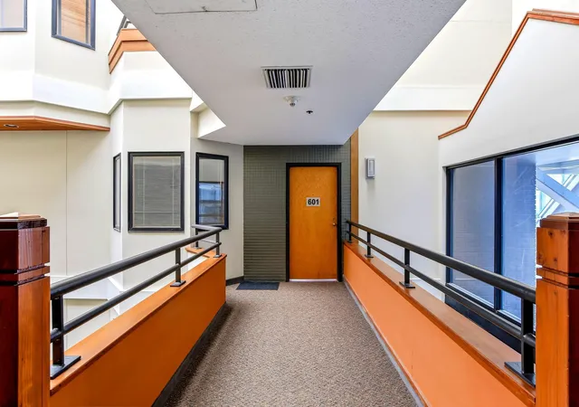 Photo 3 of Condo for sale at 198 6th Street E #601, Saint Paul, MN 55101 | MLS# 7079718 | Listing updated on 2026-10-08