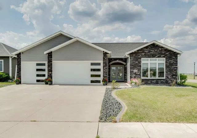 1st image of 5419 43rd St S, Fargo, ND 58104 | MLS# 7079820