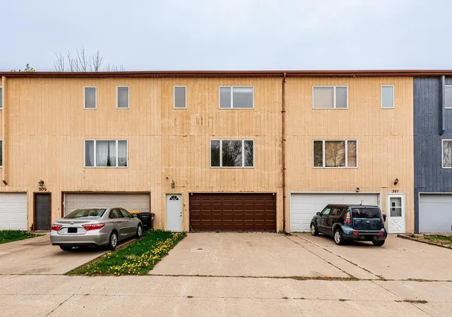 Photo 1 of Single family home for sale at 305 6th Street Nw, West Fargo, ND 58078 | MLS# 7079841 | Listing updated on 2026-09-14