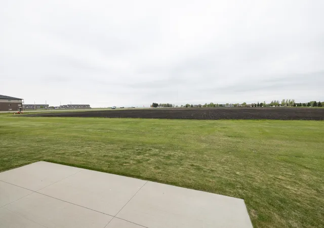 Homes for sale in Moorhead, MN | 647 43 1/2 Ave S, Moorhead, MN 56560 | MLS# 7079852