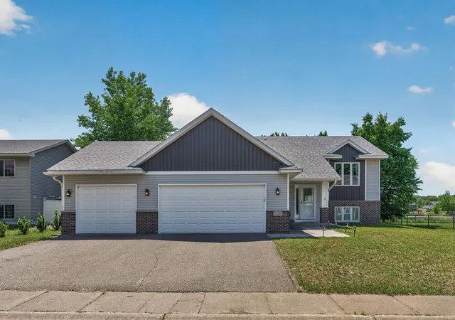 Homes for sale in East Bethel, MN | 1128 243rd Ln Ne, East Bethel, MN 55005 | MLS# 7079967