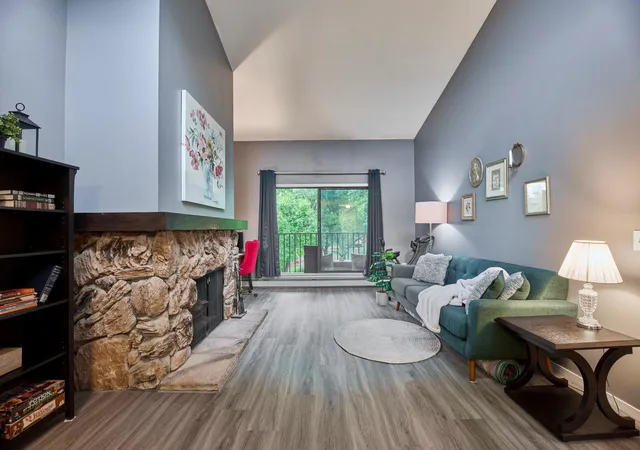 Photo 3 of Sale Pending at 5140 W 102nd Street #304, Minneapolis, MN 55437 | MLS# 7080051 | Listing updated on 2026-09-04