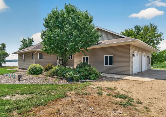 Photo 3 of Sale Pending at 5255 53rd Street SW, Waverly, MN 55390 | MLS# 7080076 | Listing updated on 2026-09-18