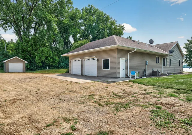 Photo 4 of Sale Pending at 5255 53rd Street SW, Waverly, MN 55390 | MLS# 7080076 | Listing updated on 2026-09-18