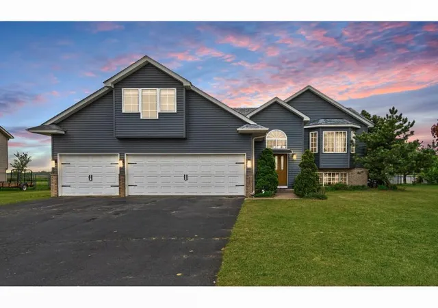 1st image of 898 Harrison Dr, Big Lake, MN 55309 | MLS# 7080083