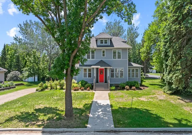 Photo 2 of Single family home for sale at 501 E Lyon St, Minneota, MN 56264 | MLS# 7080116 | Listing updated on 2026-08-26