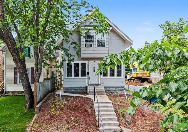 Photo 2 of Multi family home for sale at 2915 N 3rd Street, Minneapolis, MN 55411 | MLS# 7080138 | Listing updated on 2026-08-04