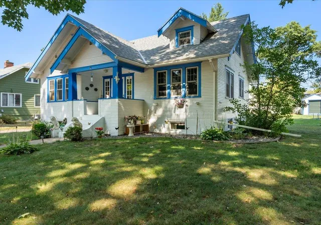 3rd image of 109 2Nd St Nw, Crosby, MN 56441 | MLS# 7080154
