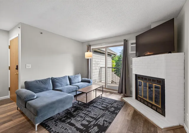 2nd image of 2160 Ridge Dr #38, Minneapolis, MN 55416 | MLS# 7080226