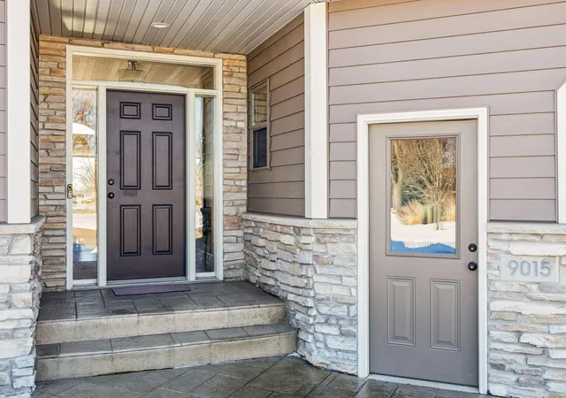 3rd image of 9015 Schutte Ct, Hamel, MN 55340 | MLS# 7080267