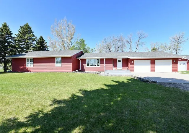 Homes for sale in Hunter, ND | 347 4th Ave W, Hunter, ND 58048 | MLS# 7080268
