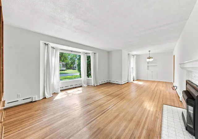 Photo 4 of Single family home for sale at 615 10th Avenue S, Fargo, ND 58103 | MLS# 7080314 | Listing updated on 2026-08-19