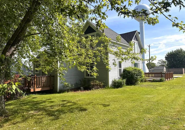 Homes for sale in Grove City, MN | 111 4Th St S, Grove City, MN 56243 | MLS# 7080342