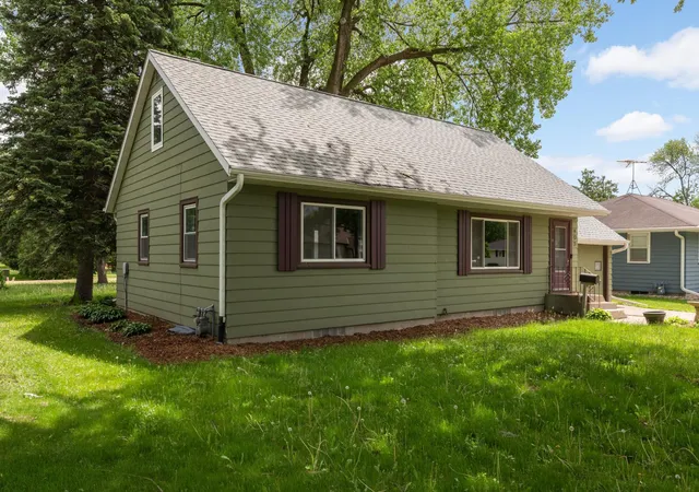 Homes for sale in New Prague, MN | 405 1St Ave Se, New Prague, MN 56071 | MLS# 7080357