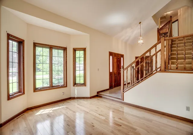 Homes for sale in Eden Prairie, MN | 16760 N Manor Rd, Eden Prairie, MN 55346 | MLS# 7080365