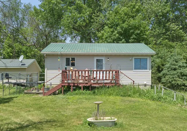 Homes for sale in Le Center, MN | 20334 A St, Le Center, MN 56057 | MLS# 7080366