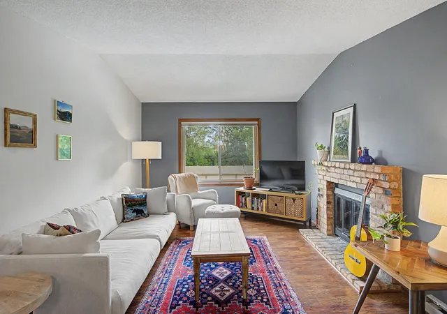 Listing Photo 5 - Condo for sale in building located at 2030 Ridge Dr, St. Louis Park, MN 55416 - Unit #32