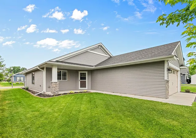 Homes for sale in Cambridge, MN | 1591 Elm St S, Cambridge, MN 55008 | MLS# 7080434