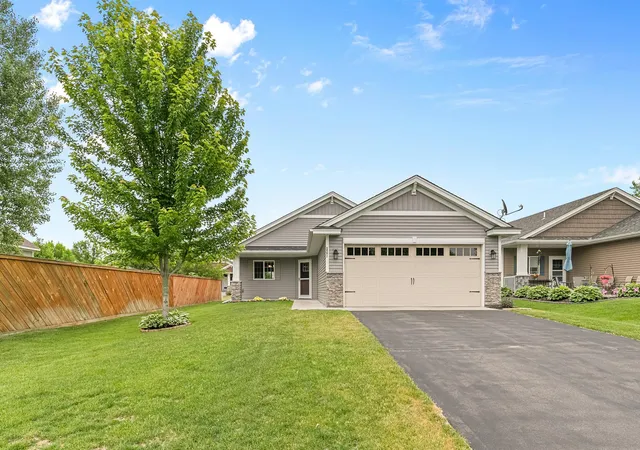 Homes for sale in Cambridge, MN | 1591 Elm St S, Cambridge, MN 55008 | MLS# 7080434