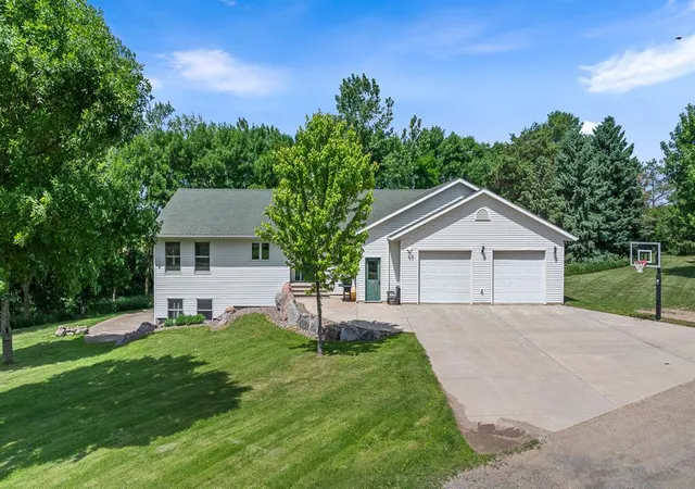 Homes for sale in Ghent, MN | 2243 330Th St, Ghent, MN 56239 | MLS# 7080439