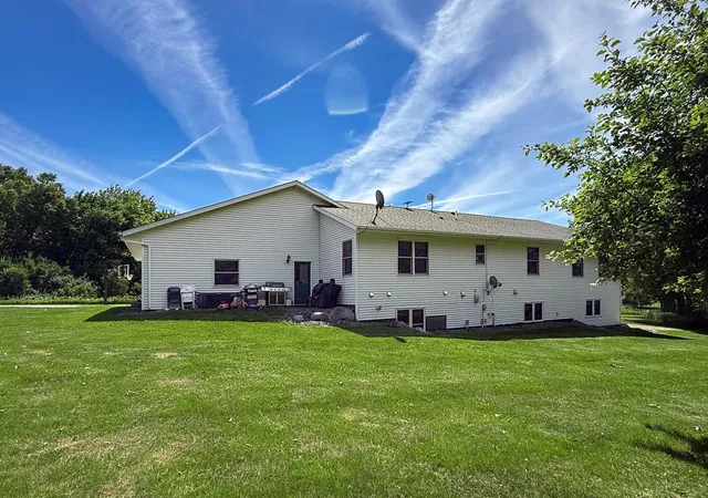 Homes for sale in Ghent, MN | 2243 330th St, Ghent, MN 56239 | MLS# 7080439