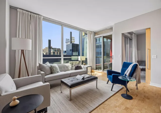 2nd image of 901 S 2nd St #604, Minneapolis, MN 55415 | MLS# 7080530