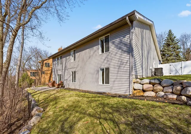 Homes for sale in Wayzata, MN | 14441 Wellington Rd, Wayzata, MN 55391 | MLS# 7080550