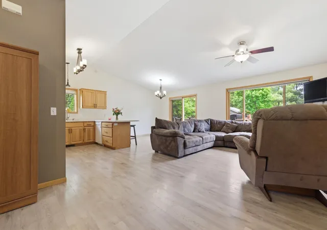 5th image of 4914 Cedar Scenic Rd, Baxter, MN 56425 | MLS# 7080692