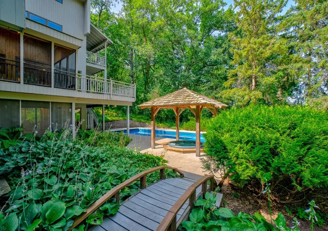 Photo 3 of Sale Pending at 5 Crocus Ln, North Oaks, MN 55127 | MLS# 7080739 | Listing updated on 2026-10-05