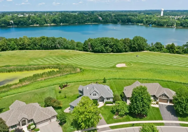 Photo 2 of Single family home for sale at 2996 Fairway Dr, Chaska, MN 55318 | MLS# 7080773 | Listing updated on 2026-10-18