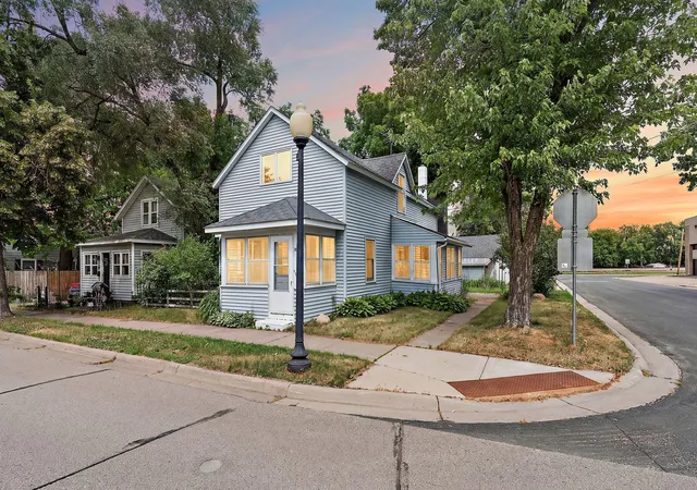 Homes for sale in Hastings, MN | 323 Tyler St, Hastings, MN 55033 | MLS# 7080807
