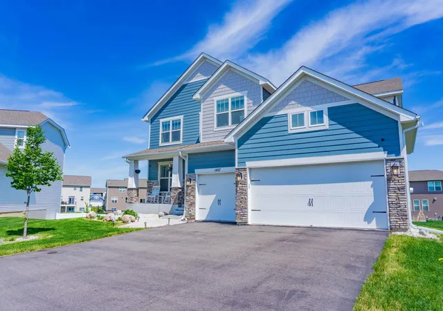 Photo 3 of Single family home for sale at 1407 Ironwood Ct, Carver, MN 55315 | MLS# 7080887 | Listing updated on 2026-08-15