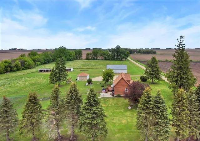 Homes for sale in Kenyon, MN | 50105 75Th Ave, Kenyon, MN 55946 | MLS# 7080897