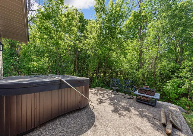42nd image of 905 Brook Ln Ne, Owatonna, MN 55060 | MLS# 7080912