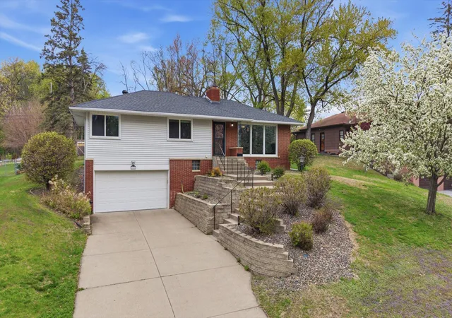 1st image of 6316 40th Ave N, Crystal, MN 55427 | MLS# 7080969