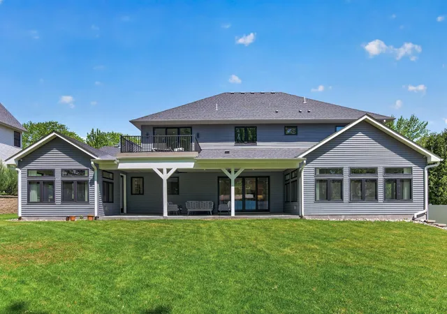 49th image of 5717 W 68th St, Minneapolis, MN 55439 | MLS# 7081032