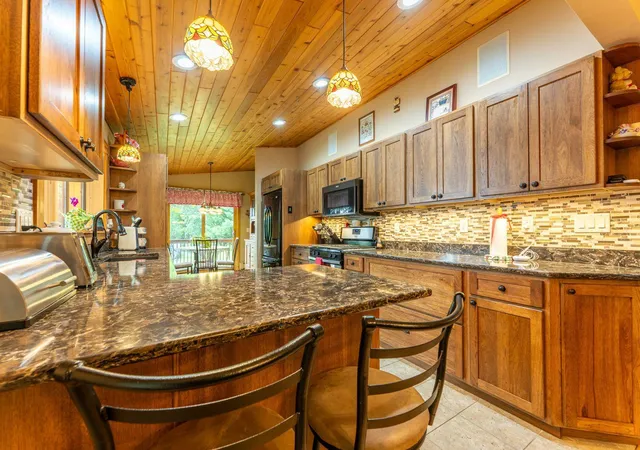 5th image of 8947 E Wakemup Village Rd, Cook, MN 55723 | MLS# 7081108