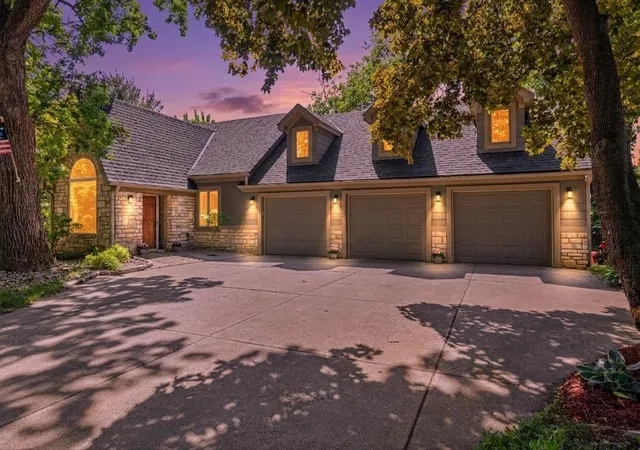 1st image of 1377 2nd Ave, Newport, MN 55055 | MLS# 7081121