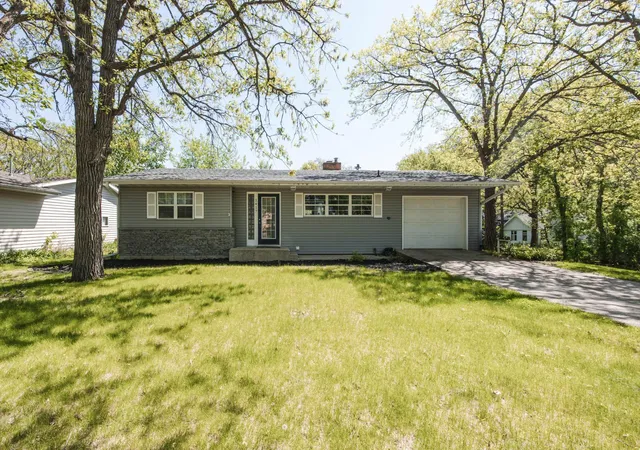 1st image of 1417 Long Ave, Detroit Lakes, MN 56501 | MLS# 7081149