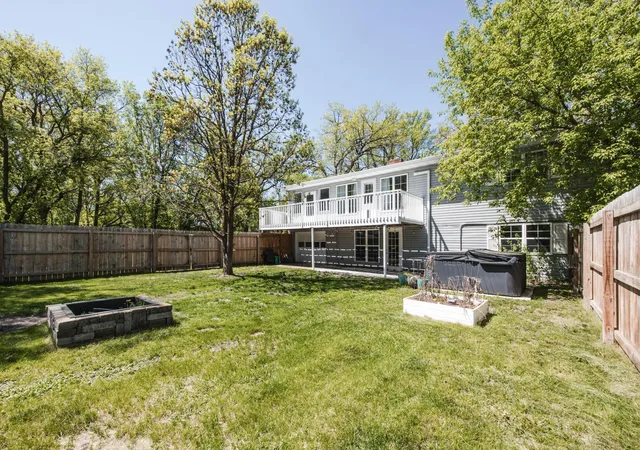 2nd image of 1417 Long Ave, Detroit Lakes, MN 56501 | MLS# 7081149