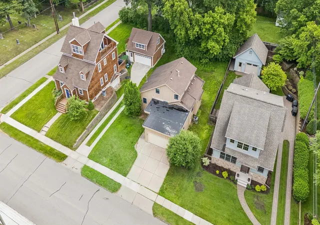 Photo 3 of Land for sale at 132 Minnetonka Ave N, Wayzata, MN 55391 | MLS# 7081164 | Listing updated on 2026-08-11