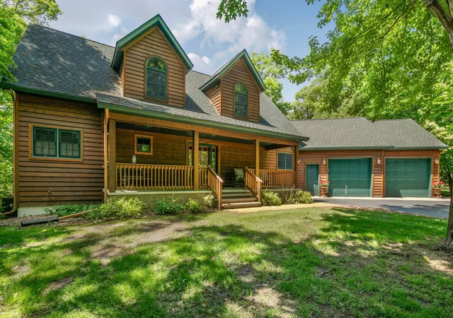 2nd image of 38151 Wilderness Ct, Sartell, MN 56377 | MLS# 7081166
