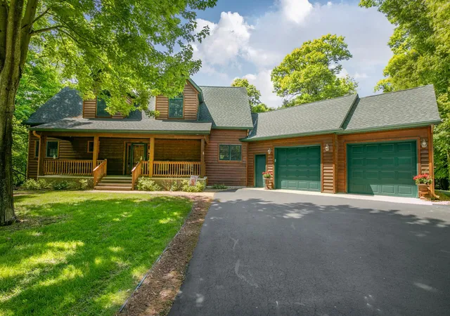 4th image of 38151 Wilderness Ct, Sartell, MN 56377 | MLS# 7081166