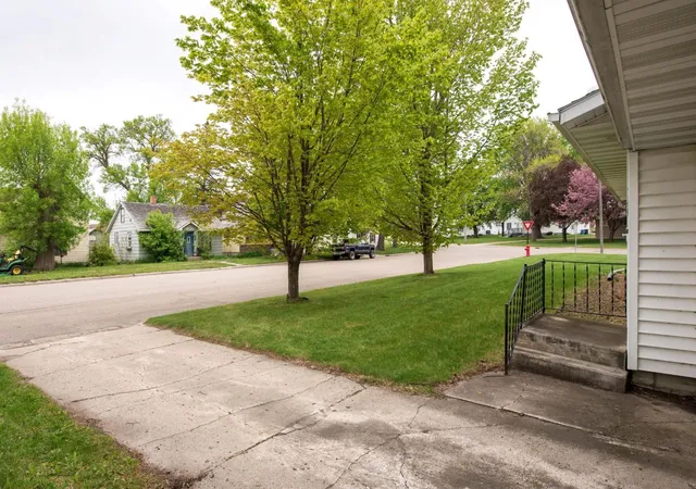 4th image of 109 Arkansas Ave, Hoffman, MN 56339 | MLS# 7081167
